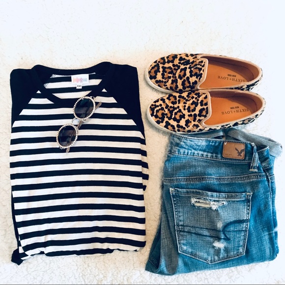 LuLaRoe Tops - LuLaRoe Striped Raglan Randy Baseball Top XXS